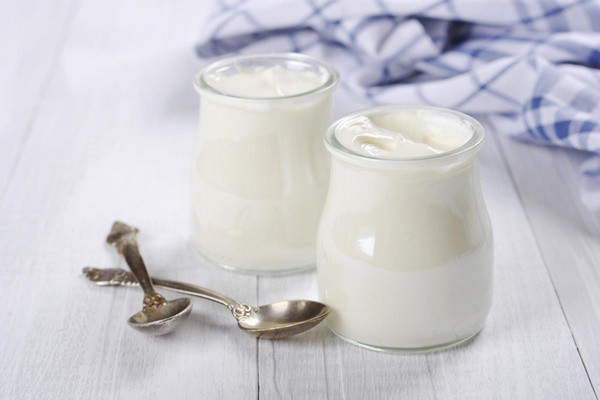 Viêm dạ dày uống sữa được không, có nên uống sữa và ăn sữa chua không? 