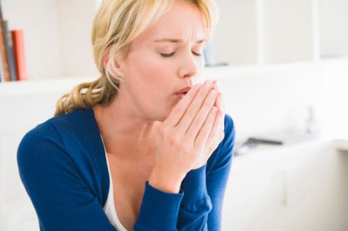 Viêm loét dạ dày có gây khó thở không, làm hôi miệng, đau lưng phải làm sao? 