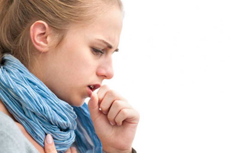 Viêm họng hạt mãn tính là gì? Triệu chứng, nguyên nhân và thuốc chữa trị 