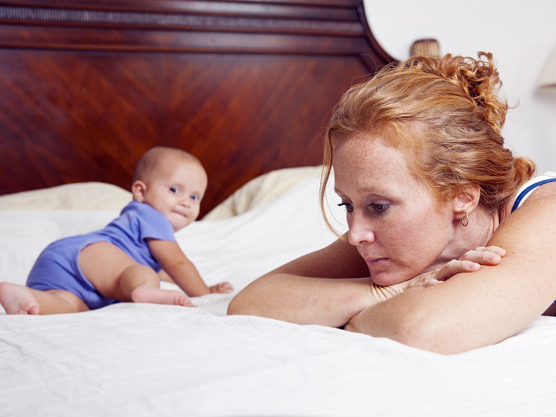 Bị đau dạ dày sau sinh và khi cho con bú ở phụ nữ phải làm sao? 